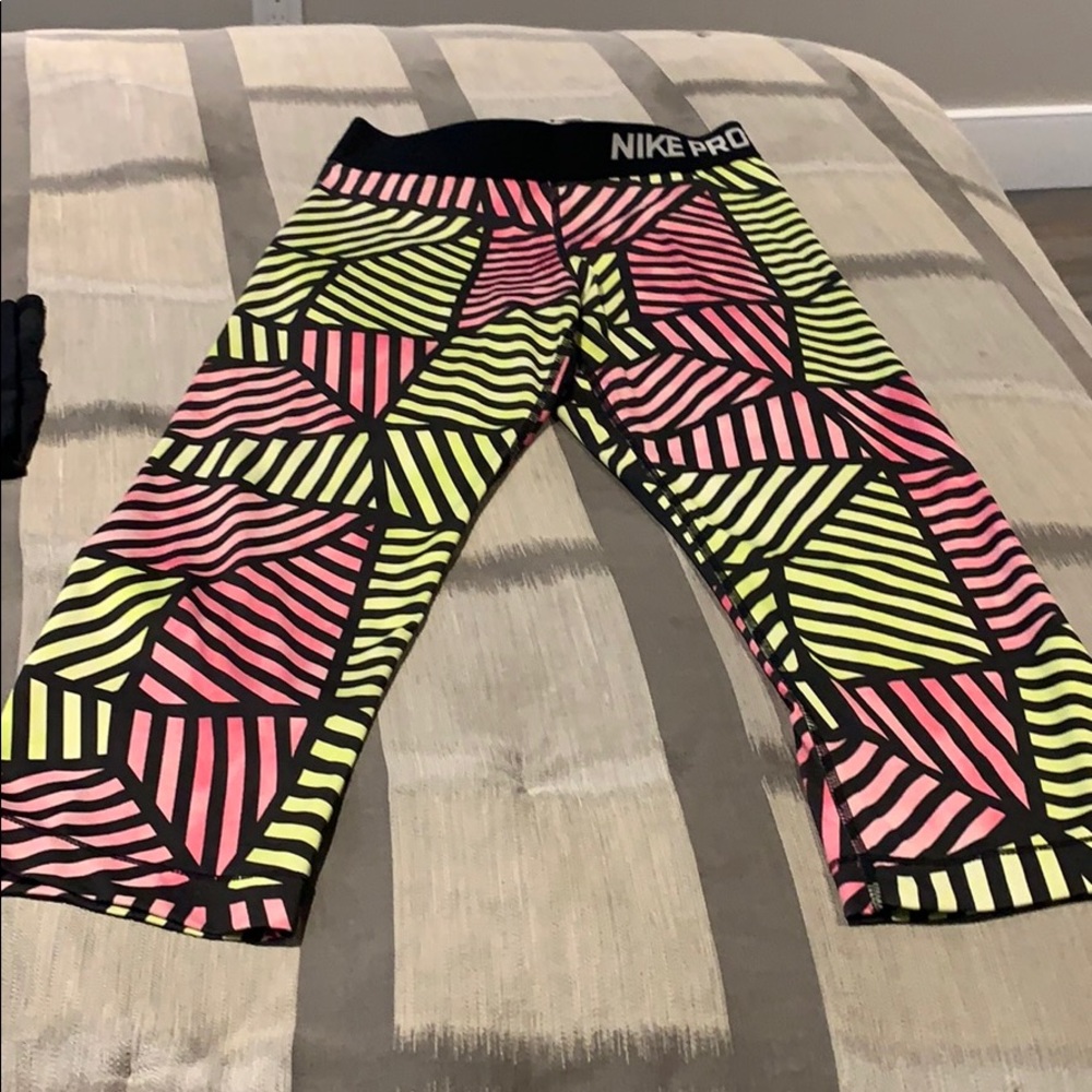 Nike Pro Cropped Leggings